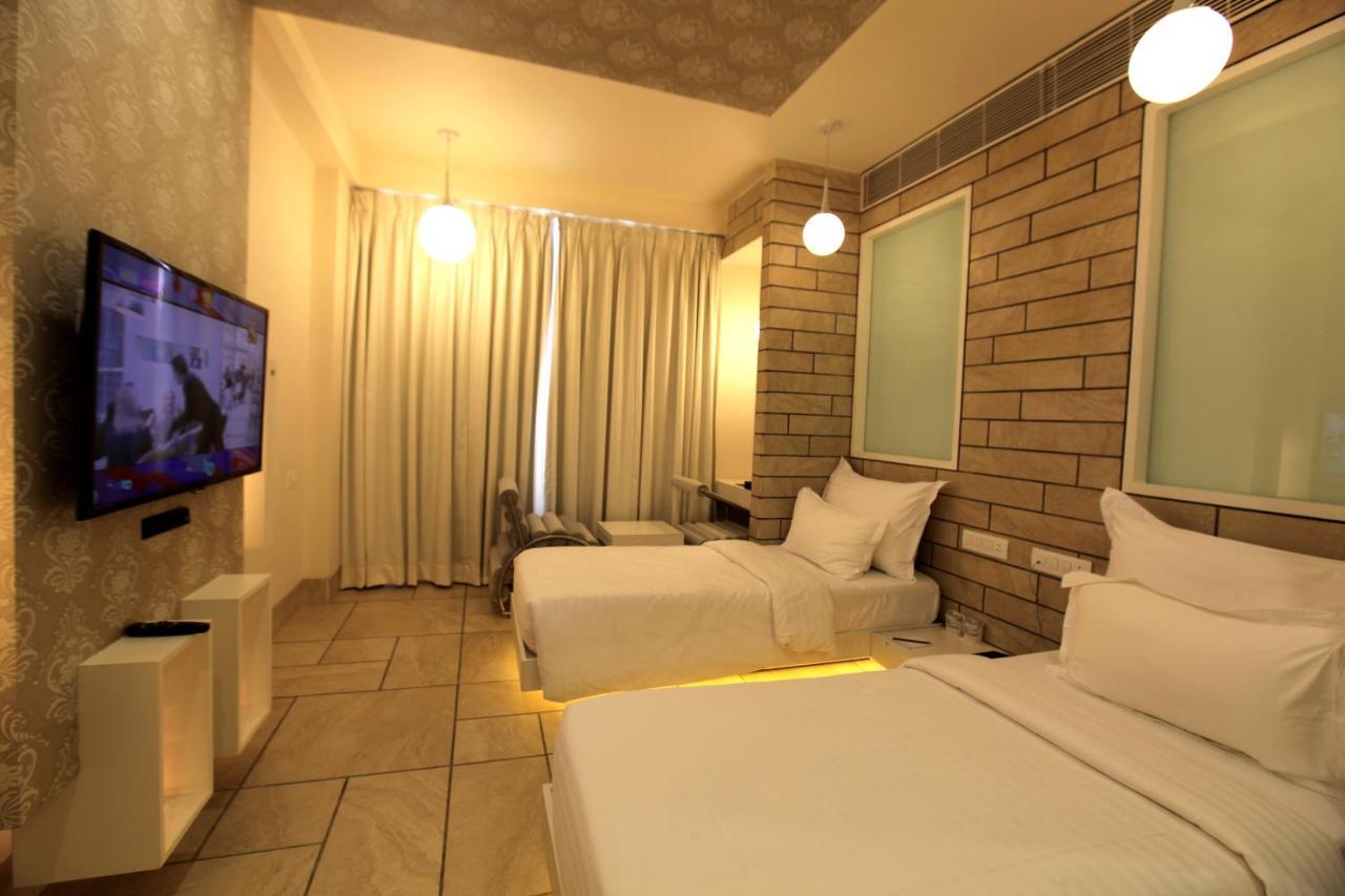 Hotel El Dorado Ahmadábád Exteriér fotografie